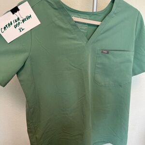 FIGS Women's Green Scrub Top